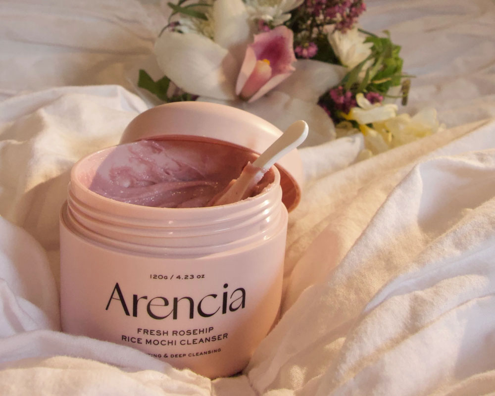 شوینده موچی برنج و رزهیپ آرنسیا حجم 120 گرم Arencia Fresh Rosehip Rice Mochi Cleanser